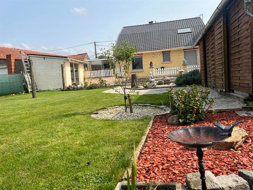 Achat maison à vendre 4 chambres 150 m² - Rebreuve-Ranchicourt