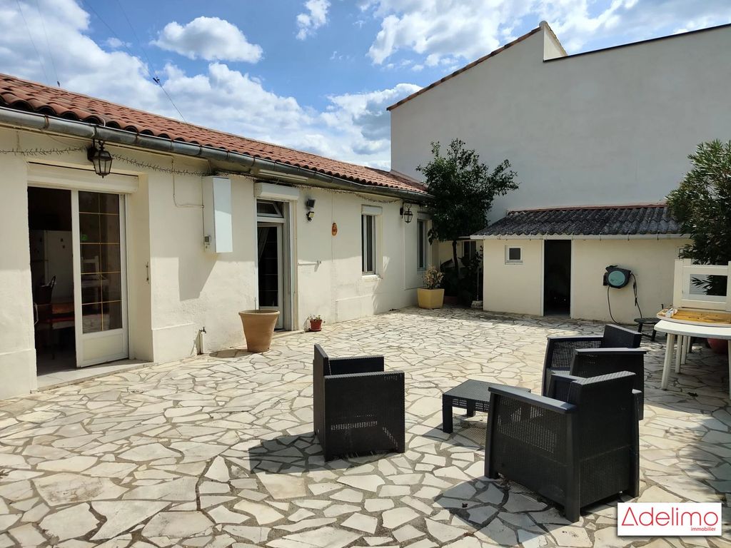 Achat maison à vendre 2 chambres 100 m² - Nîmes