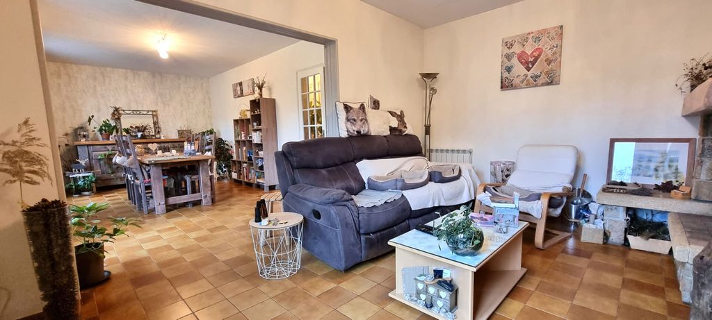 Achat maison à vendre 3 chambres 109 m² - Compiègne