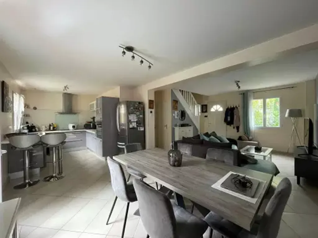 Achat maison à vendre 3 chambres 88 m² - Saint-Michel-sur-Orge