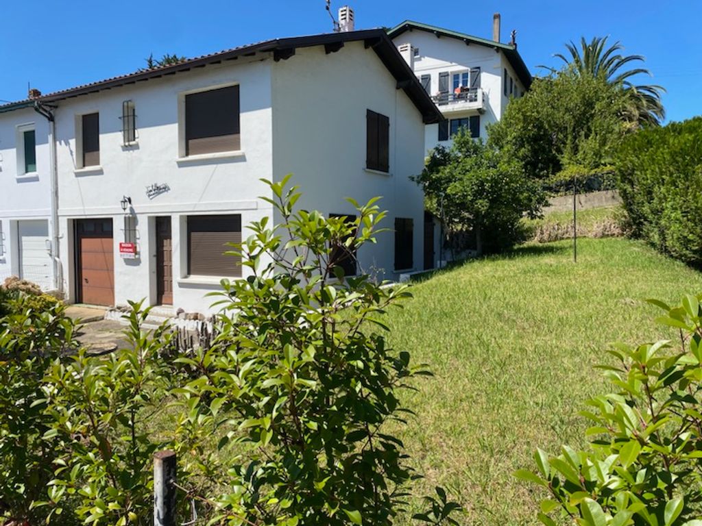 Achat maison à vendre 4 chambres 84 m² - Saint-Jean-de-Luz