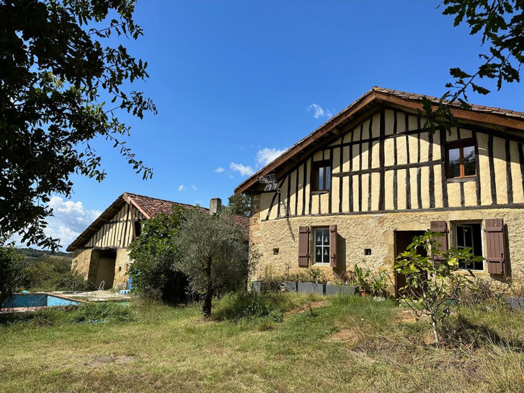 Achat maison à vendre 5 chambres 221 m² - Aignan