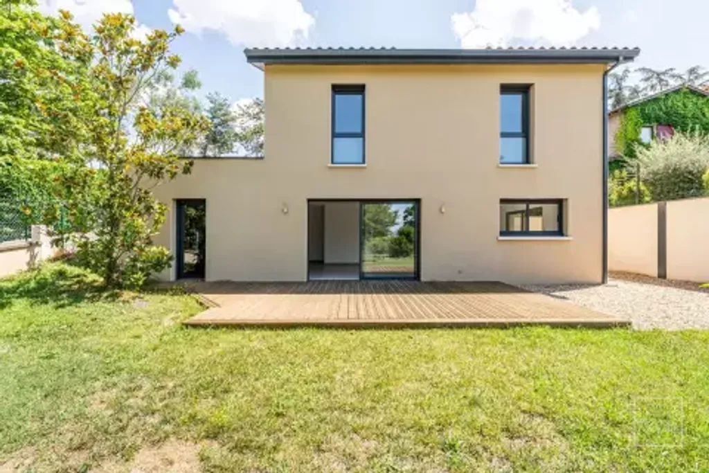 Achat maison à vendre 4 chambres 131 m² - Genay