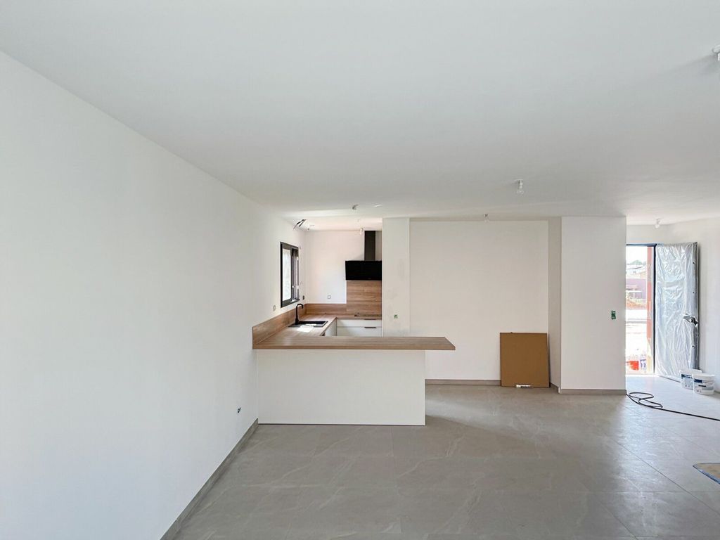 Achat maison à vendre 3 chambres 118 m² - Pomérols
