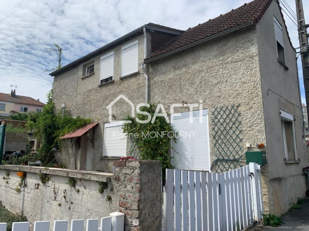 Achat maison à vendre 3 chambres 90 m² - Saint-Quentin