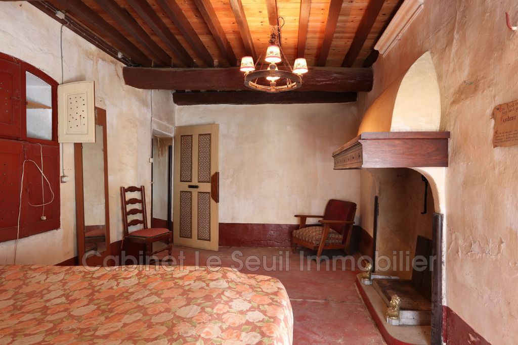 Achat maison à vendre 3 chambres 100 m² - Saignon