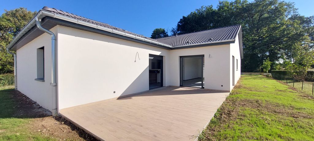 Achat maison à vendre 4 chambres 140 m² - Bourg-en-Bresse
