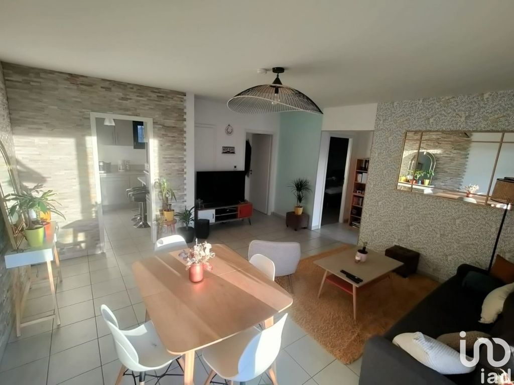 Achat appartement à vendre 4 pièces 70 m² - Divonne-les-Bains