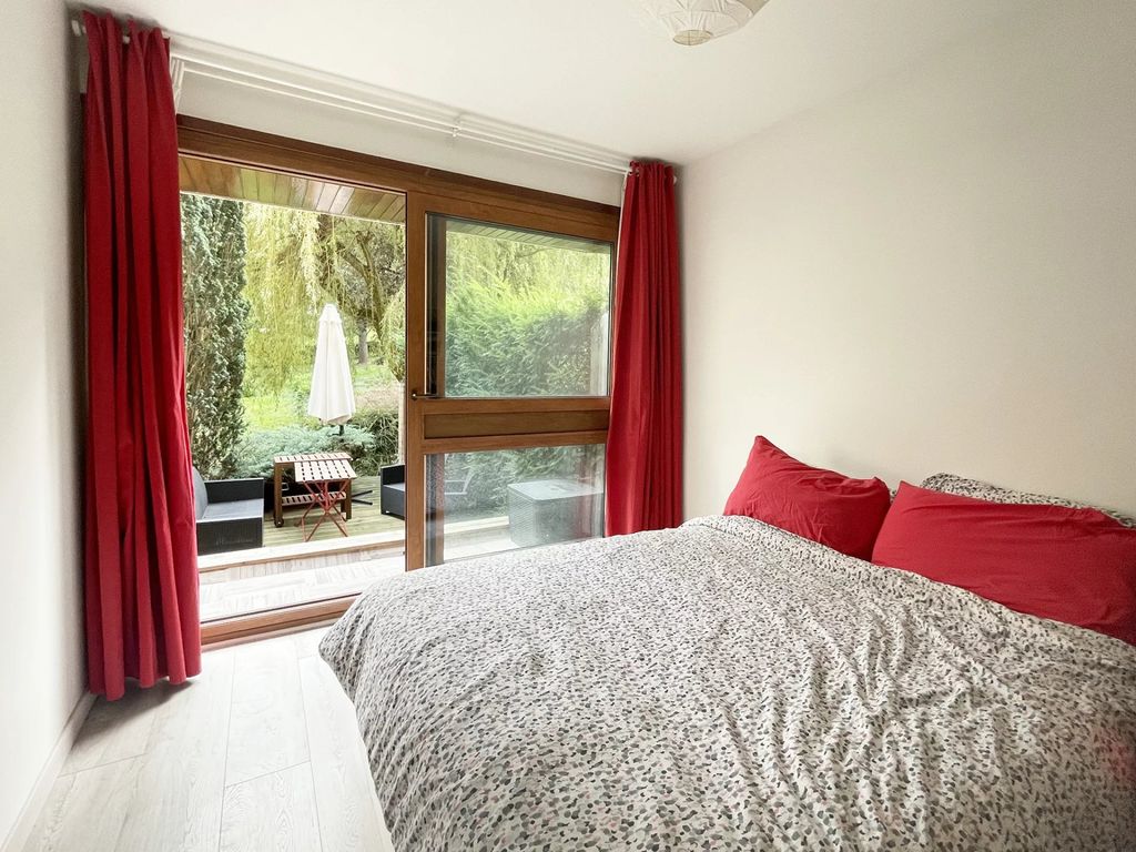 Achat appartement à vendre 5 pièces 103 m² - La Celle-Saint-Cloud