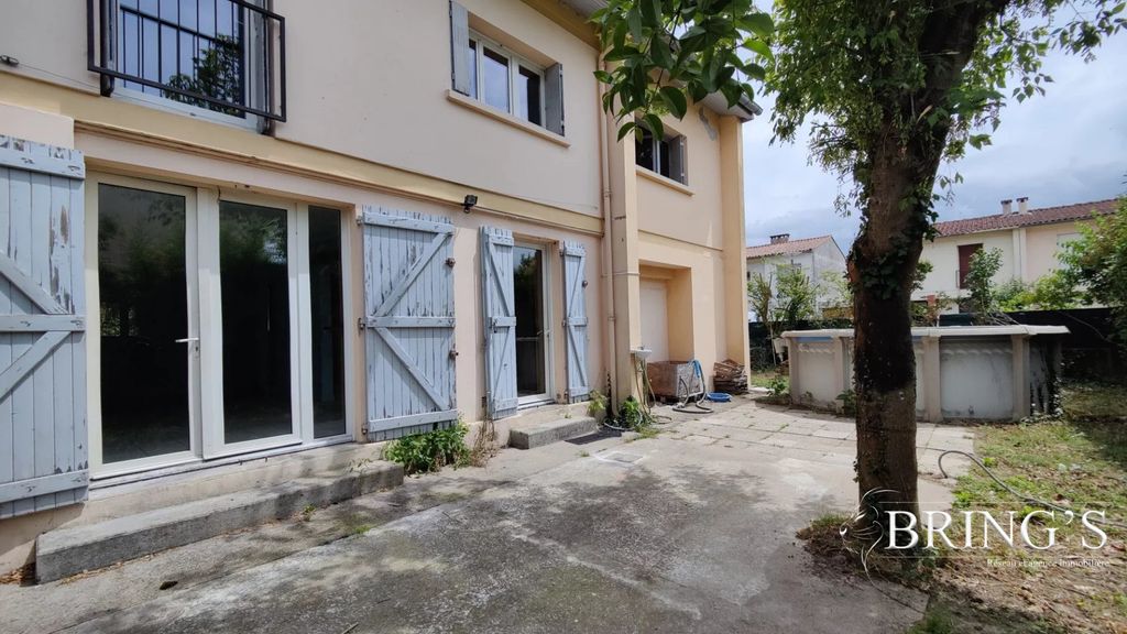 Achat maison à vendre 4 chambres 118 m² - Castelsarrasin