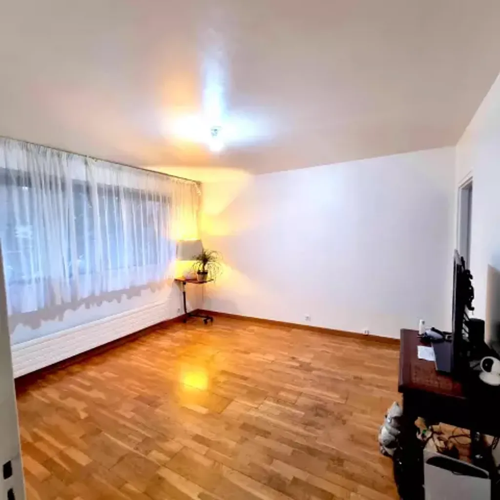 Achat appartement à vendre 3 pièces 61 m² - Issy-les-Moulineaux