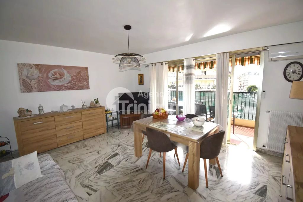 Achat appartement à vendre 3 pièces 70 m² - Nice