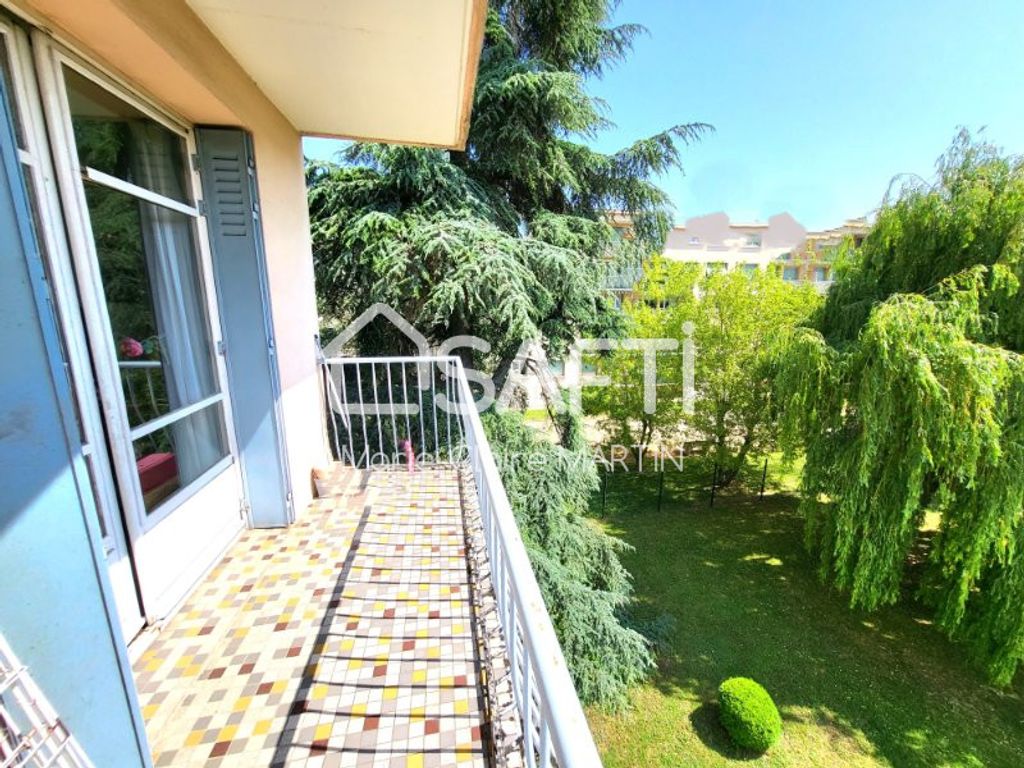 Achat appartement 4 pièce(s) Bourgoin-Jallieu