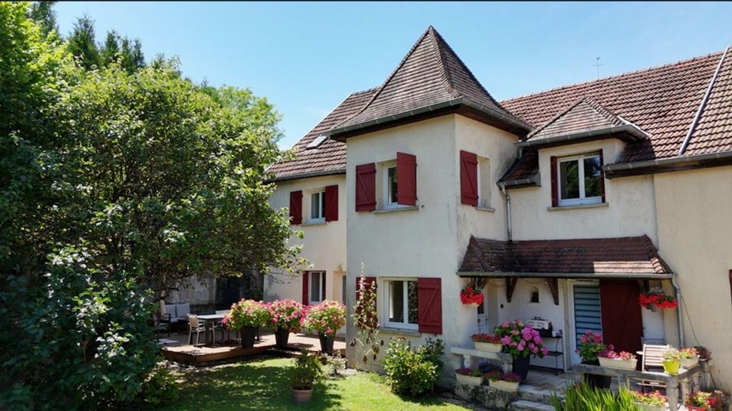 Achat maison à vendre 5 chambres 174 m² - Dijon