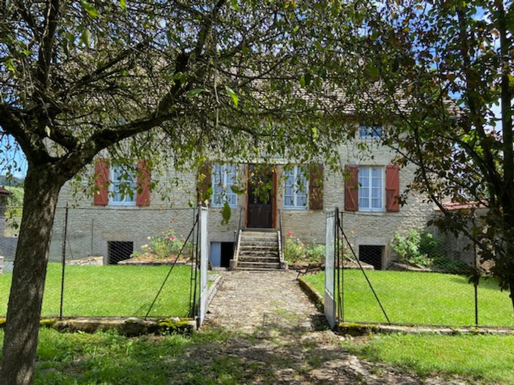 Achat maison à vendre 3 chambres 130 m² - Sombernon