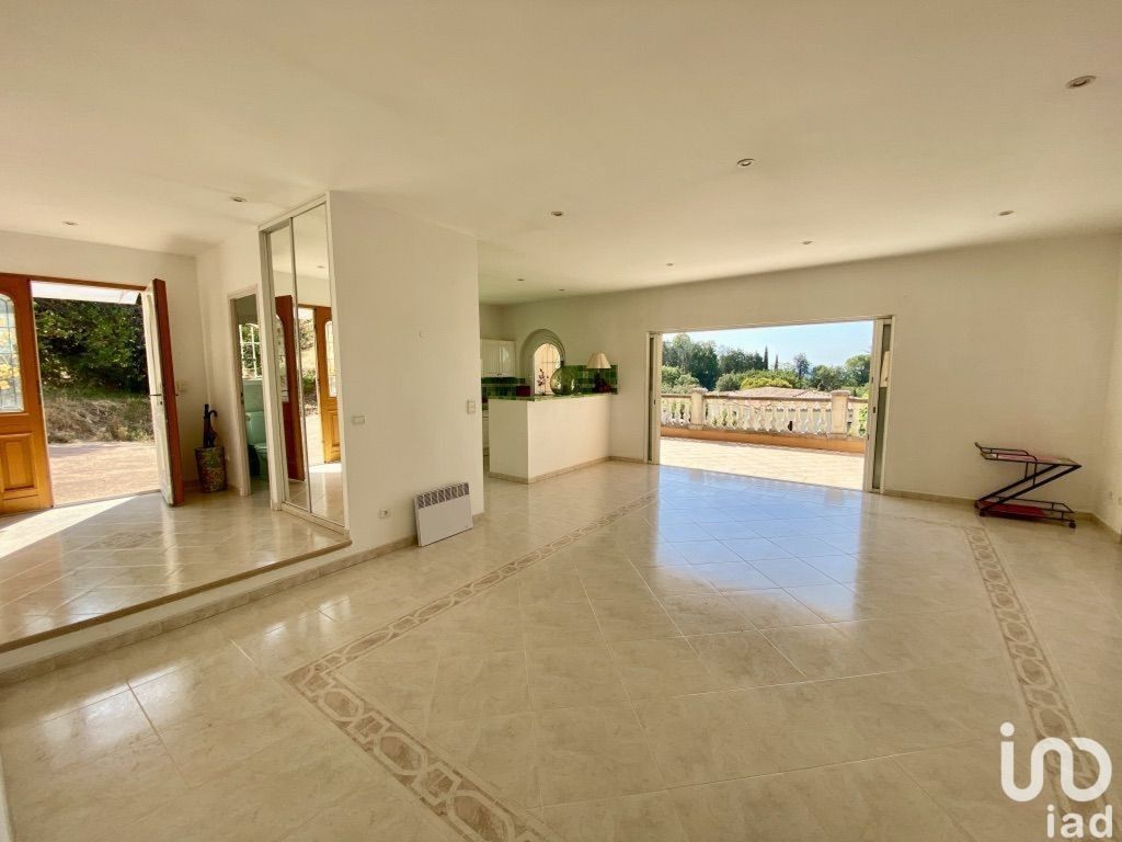 Achat maison à vendre 4 chambres 242 m² - Draguignan