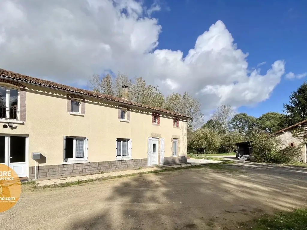 Achat maison à vendre 3 chambres 195 m² - Mauléon