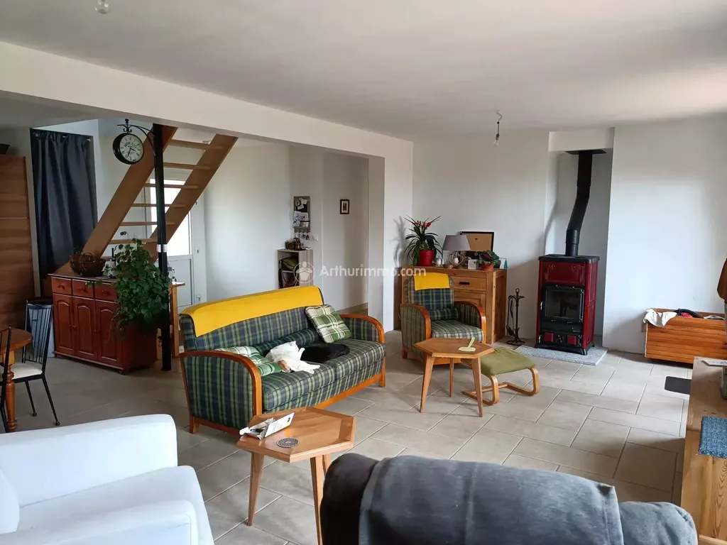 Achat maison 4 chambre(s) - Crennes-sur-Fraubée