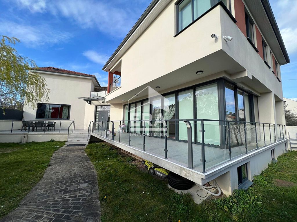 Achat maison à vendre 5 chambres 301 m² - Sainte-Geneviève-des-Bois