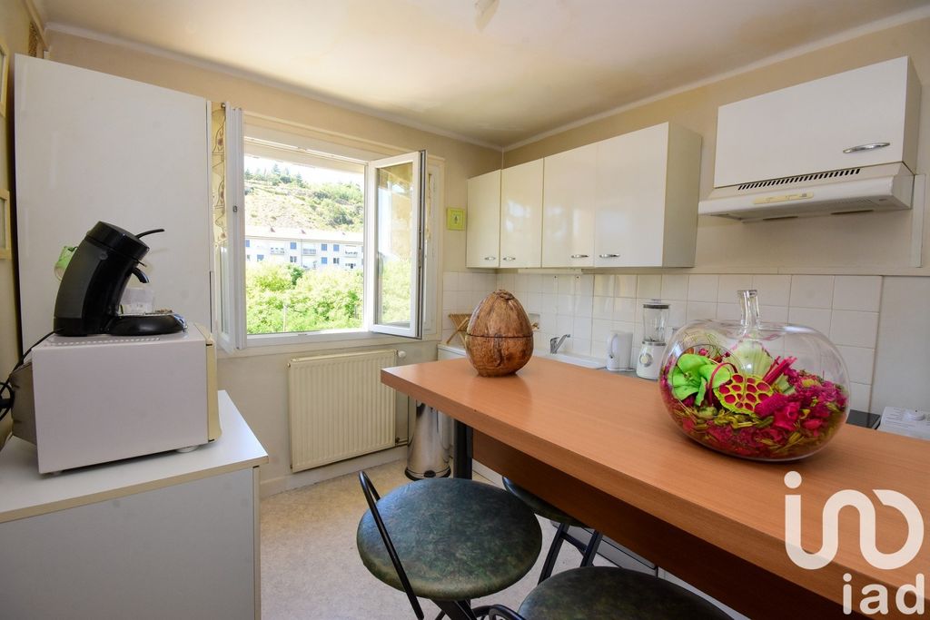 Achat appartement à vendre 4 pièces 68 m² - Sainte-Colombe