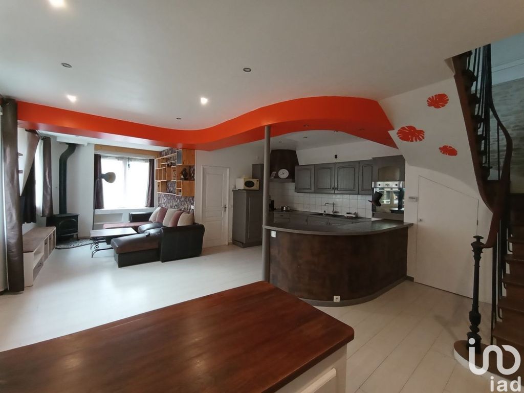 Achat maison à vendre 3 chambres 92 m² - Bernières-sur-Mer
