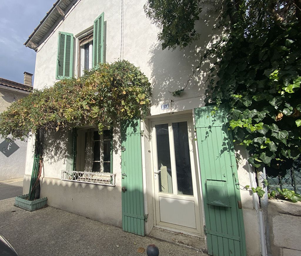 Achat maison à vendre 5 chambres 120 m² - Saint-Andiol