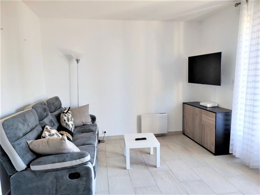 Achat appartement à vendre 3 pièces 49 m² - Fréjus