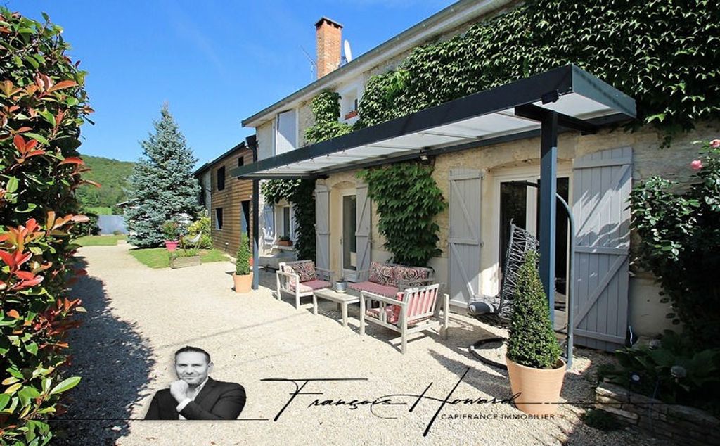 Achat maison à vendre 3 chambres 138 m² - Longchamp-sur-Aujon