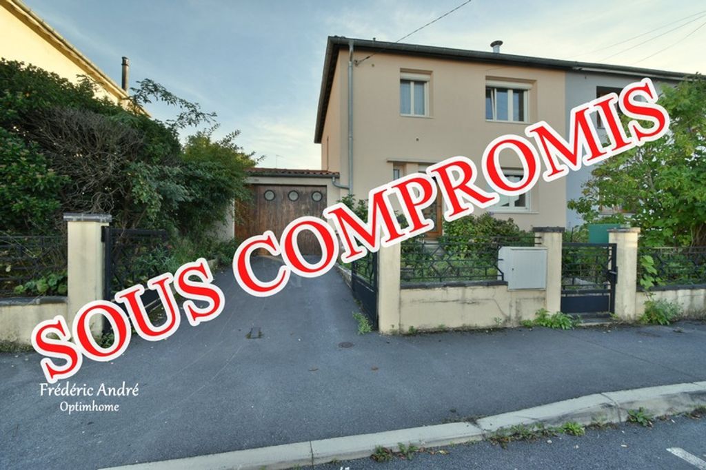 Achat maison à vendre 3 chambres 82 m² - Charleville-Mézières