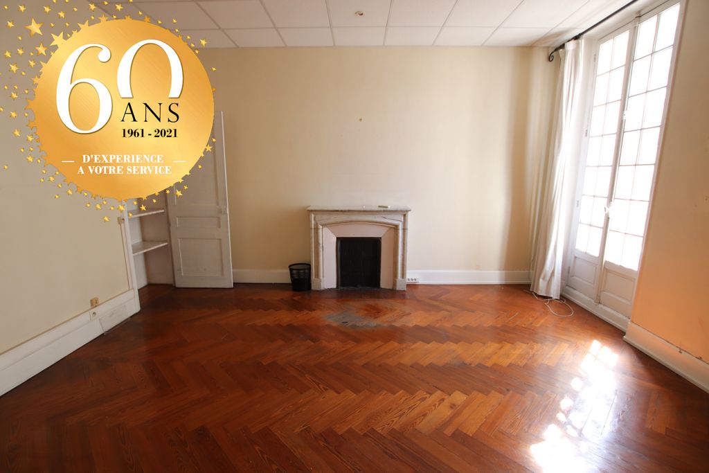 Achat appartement à vendre 4 pièces 101 m² - Saint-Raphaël