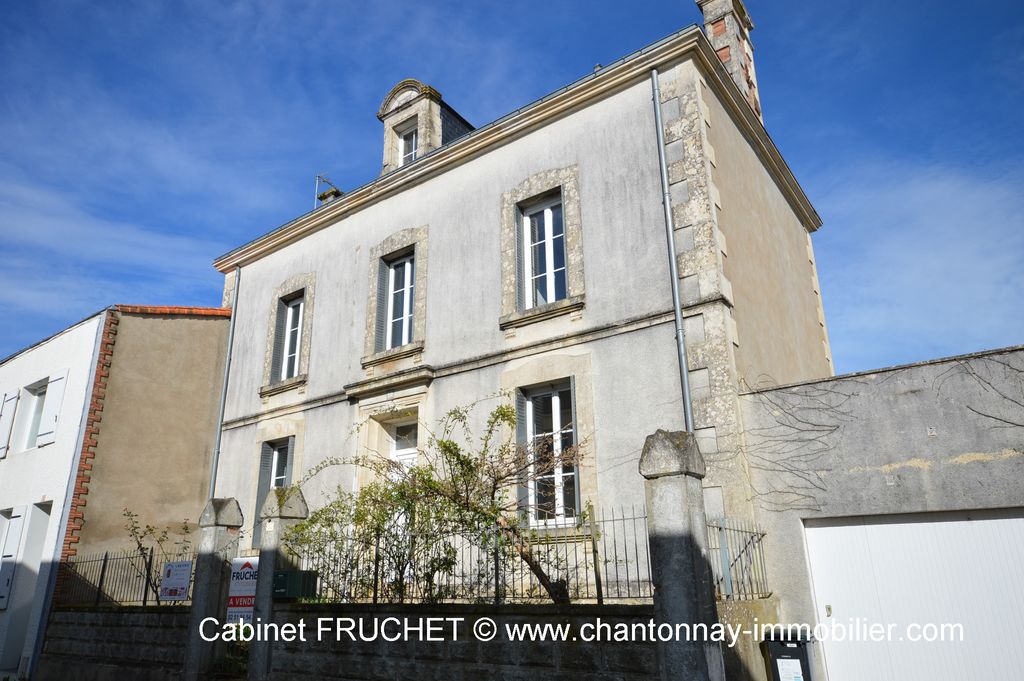 Achat maison à vendre 2 chambres 99 m² - Chantonnay