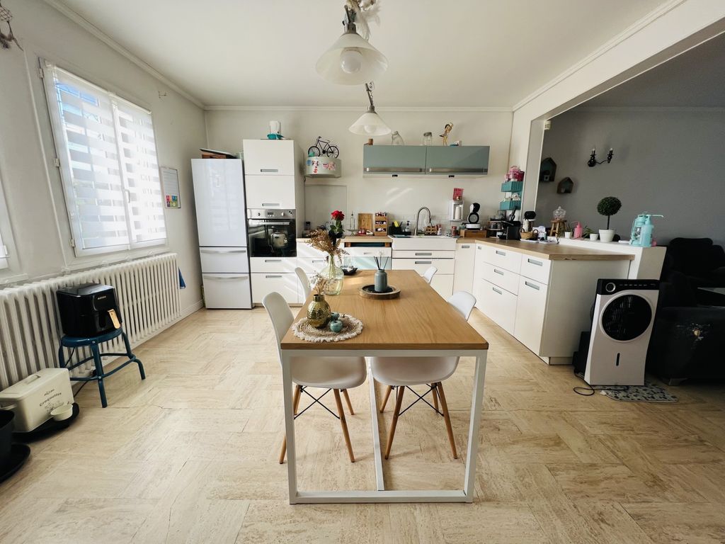 Achat maison à vendre 3 chambres 97 m² - Savigny-sur-Orge