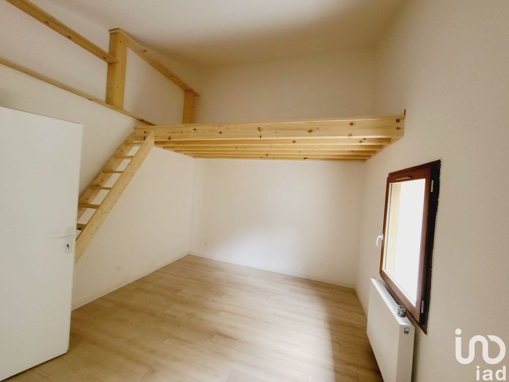 Achat maison à vendre 3 chambres 80 m² - La Pierre