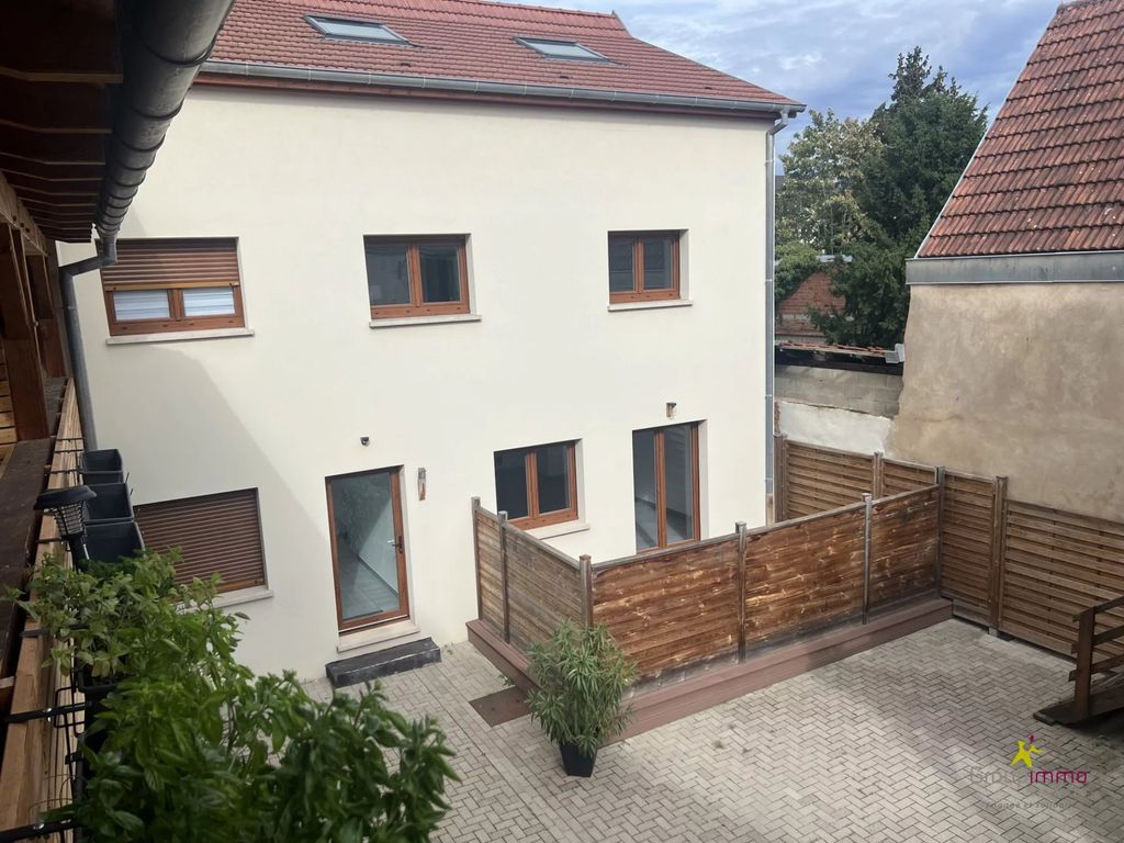 Achat triplex à vendre 4 pièces 90 m² - Brumath