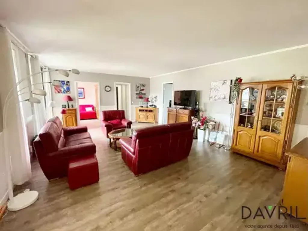 Achat appartement à vendre 5 pièces 102 m² - Éragny