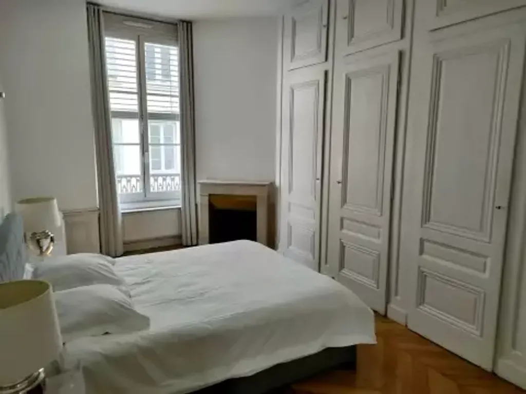 Achat appartement à vendre 3 pièces 71 m² - Lyon 1er arrondissement