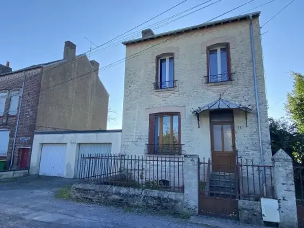 Achat maison à vendre 2 chambres 96 m² - Hirson