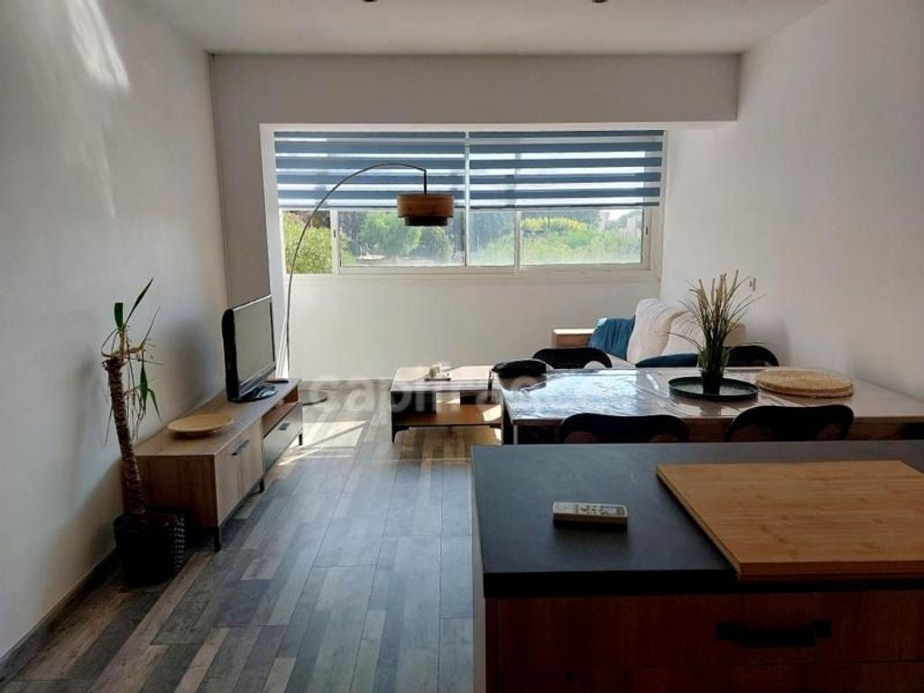 Achat appartement à vendre 2 pièces 50 m² - Bormes-les-Mimosas