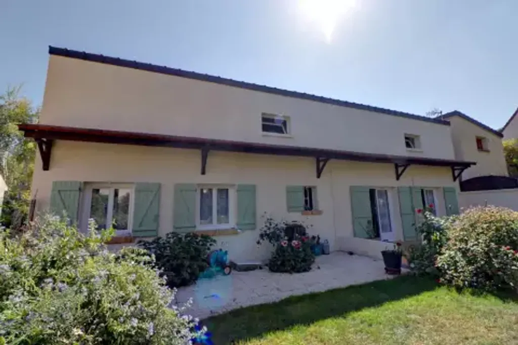 Achat maison à vendre 5 chambres 137 m² - Jouy-le-Moutier