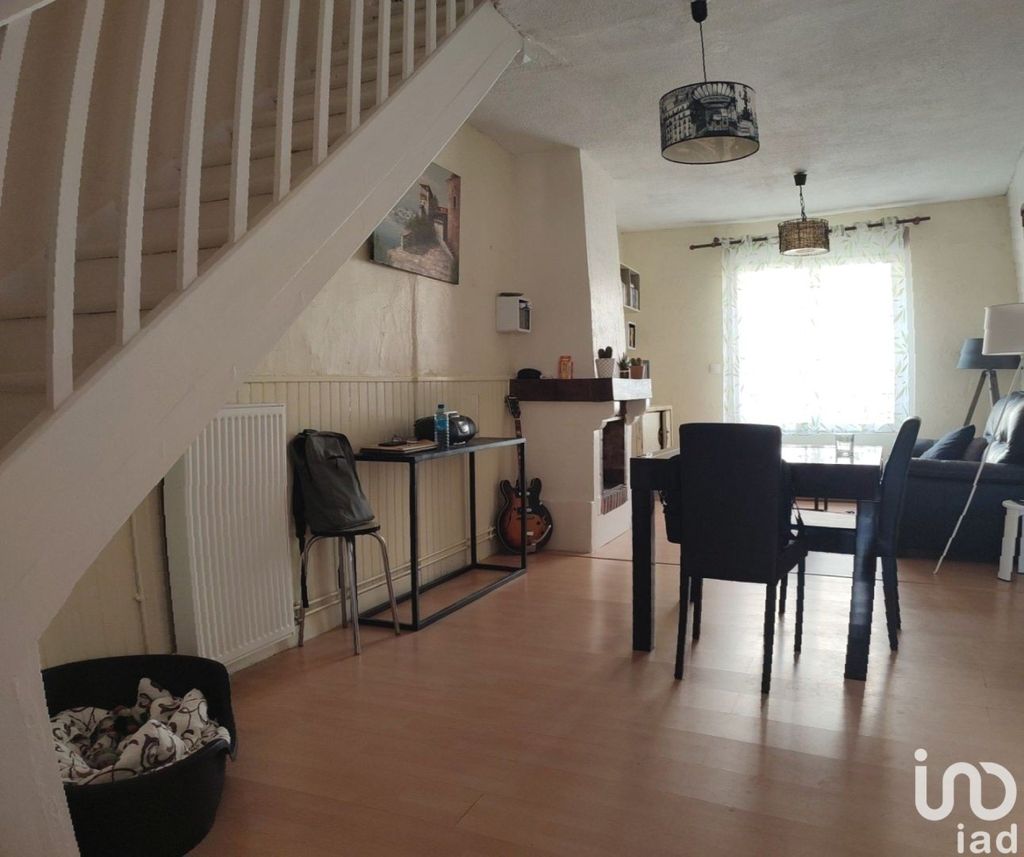 Achat maison à vendre 3 chambres 80 m² - Villers-Cotterêts