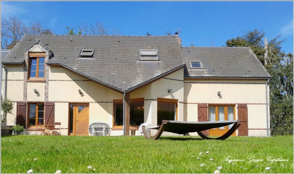 Achat maison à vendre 4 chambres 193 m² - Saint-Germain-le-Gaillard
