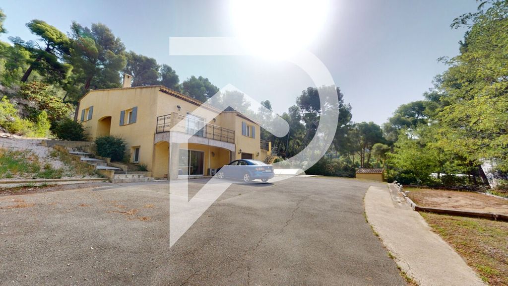 Achat maison à vendre 3 chambres 200 m² - Rognac