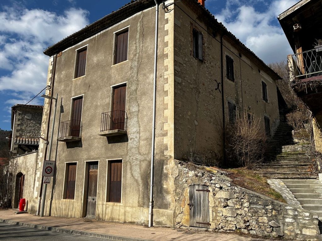 Achat maison à vendre 1 chambre 100 m² - Beaurières