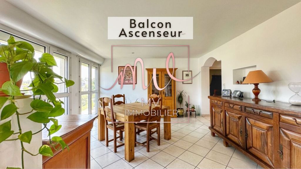 Achat appartement à vendre 5 pièces 128 m² - Voiron