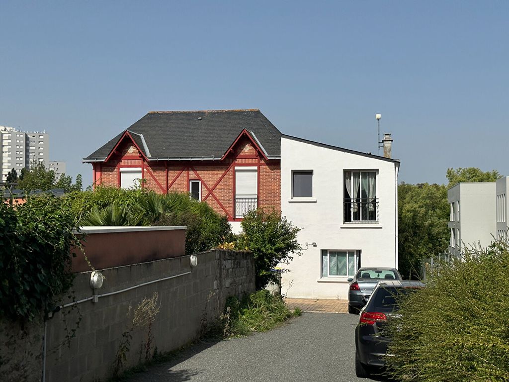 Achat maison à vendre 5 chambres 146 m² - Nantes