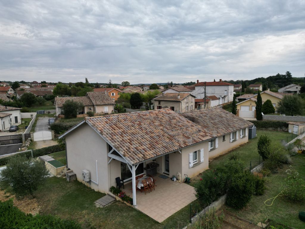 Achat maison à vendre 4 chambres 160 m² - Roussillon