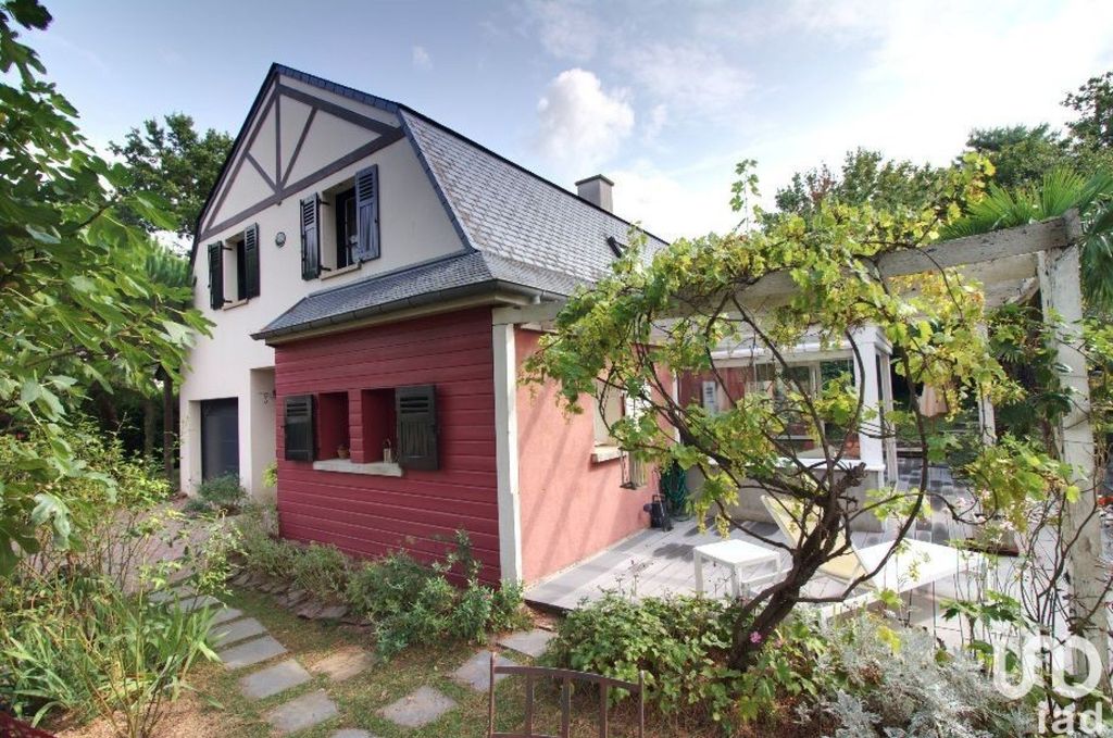 Achat maison à vendre 3 chambres 143 m² - Cesson-Sévigné