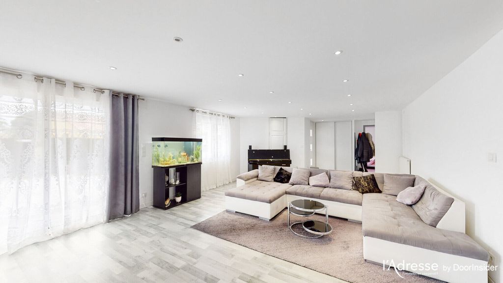 Achat appartement à vendre 4 pièces 105 m² - Labarthe-sur-Lèze