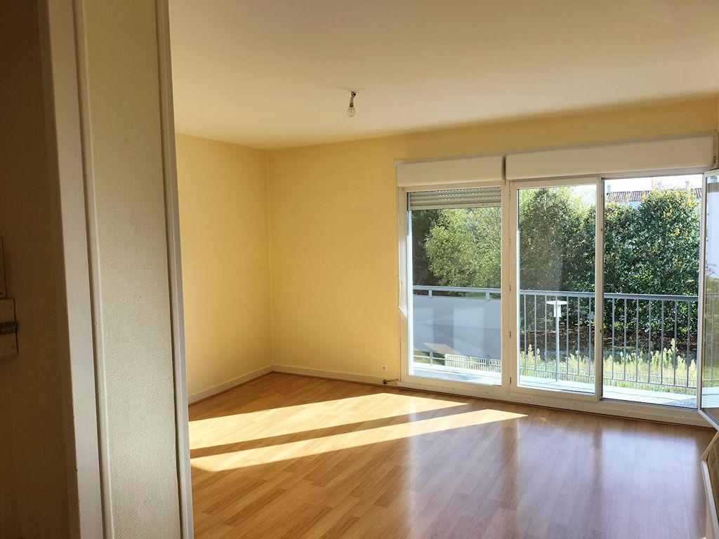 Achat appartement à vendre 4 pièces 68 m² - Tonnay-Charente