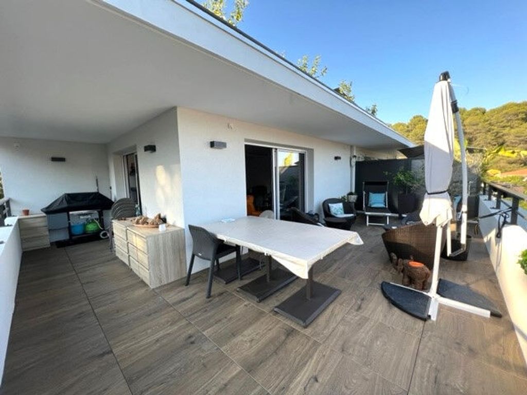Achat appartement à vendre 4 pièces 82 m² - Cagnes-sur-Mer